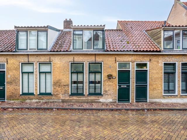 Eengezinswoning te koop in Sommelsdijk-Centrum, Sommelsdijk