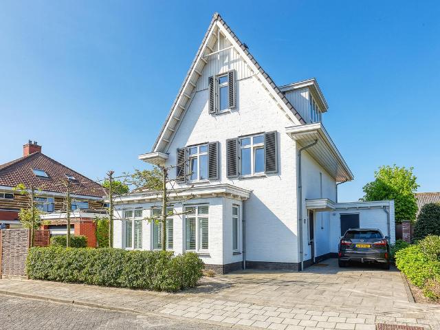 Villa te koop in 's-gravenhage, Wateringse Veld