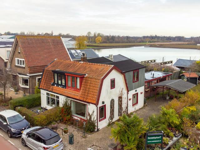 Woning te koop in Aalsmeer, Noord Holland
