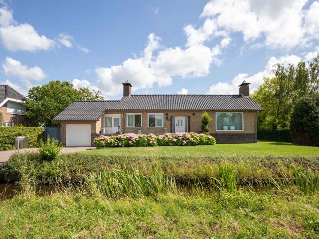 Eengezinswoning te koop in Aalsmeer, Aalsmeer