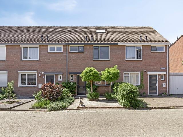 Eengezinswoning te koop in Steenbergen