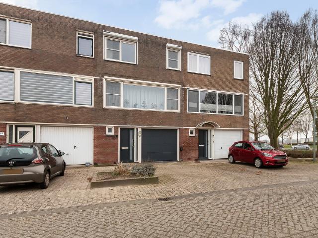 Woning te koop in Staart-Oost, Dordrecht
