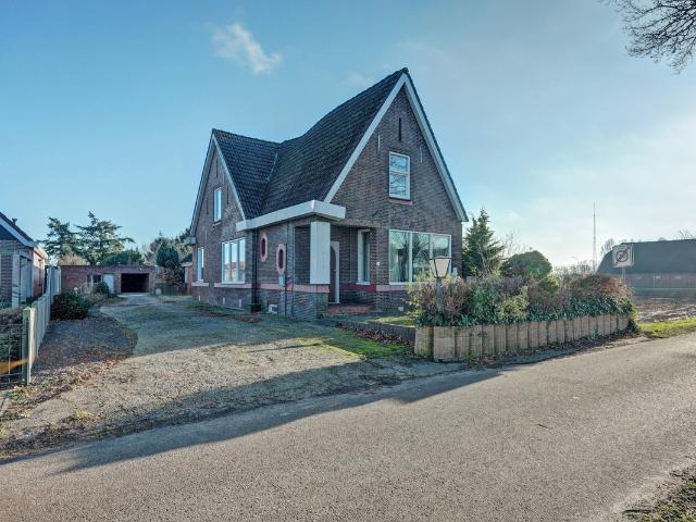 Eengezinswoning te koop in Emmen, Drenthe