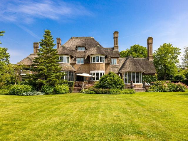 Chalet te koop in Warmond, Zuid Holland