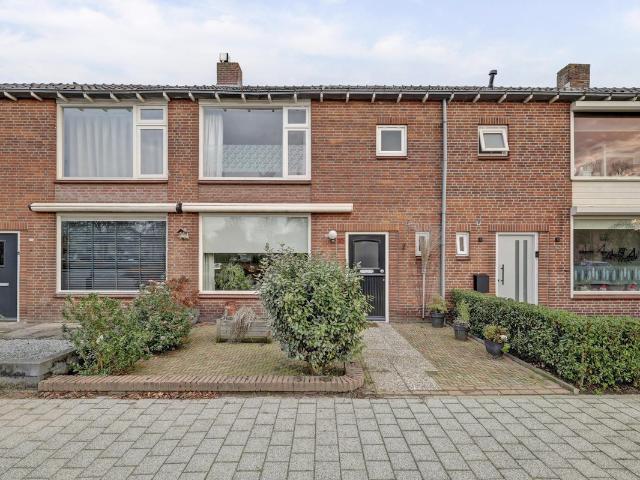 Woning te koop in Waalwijk, Noord Brabant