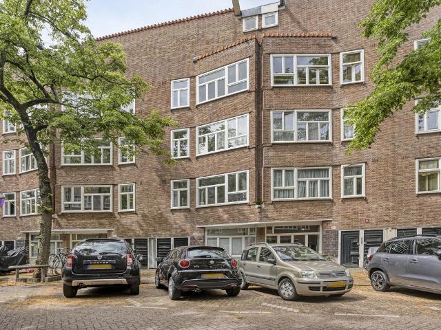 Bovenwoning te koop in Amsterdam, De Baarsjes