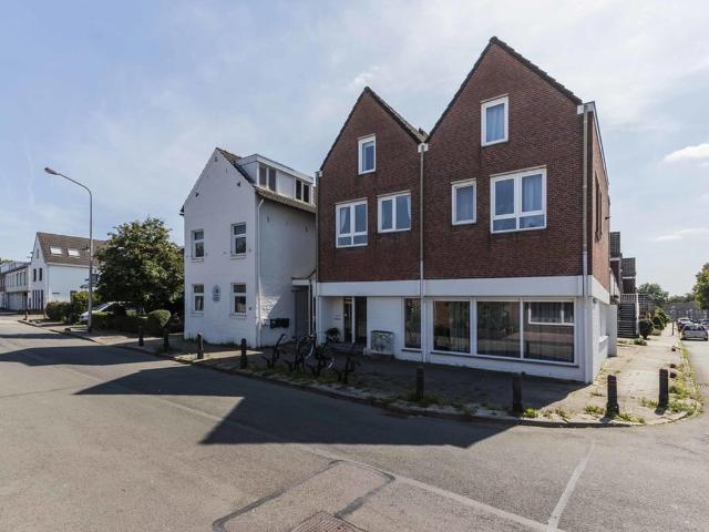 Bovenwoning te koop in Maastricht, Heugem