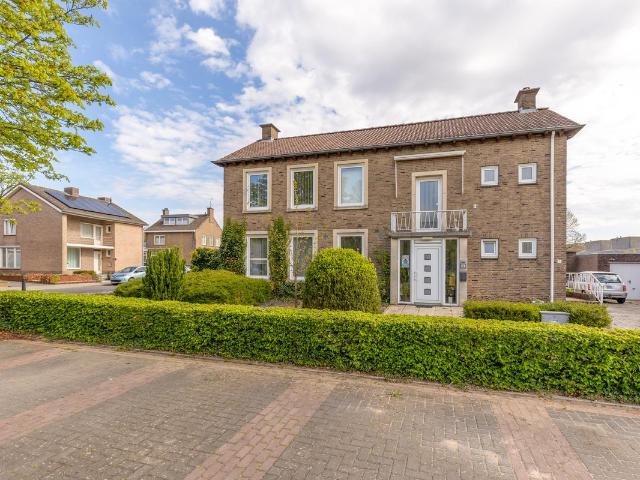 Bovenwoning te koop in Schinnen, Heisterbrug