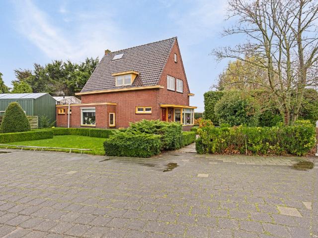 Chalet te koop in De Lier, Zuid Holland