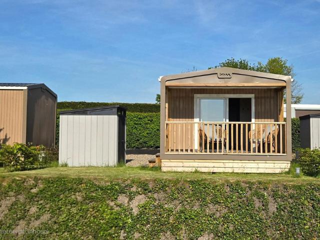 Geschakelde Woning te koop in Woubrugge, Zuid Holland