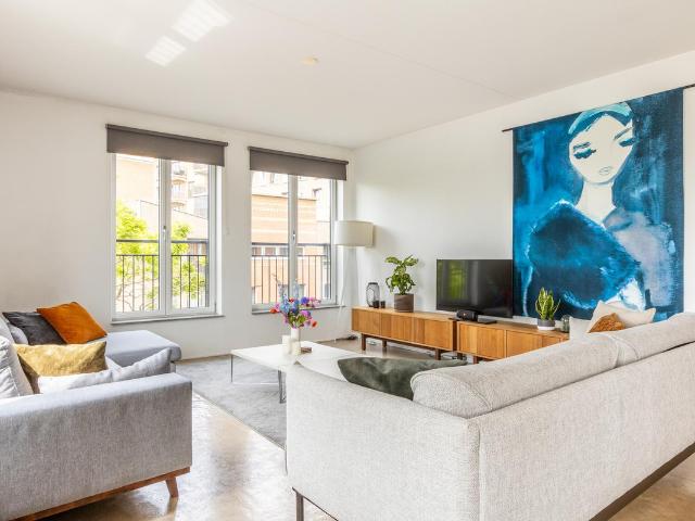 Bovenwoning te koop in Rotterdam, Nieuw-Crooswijk