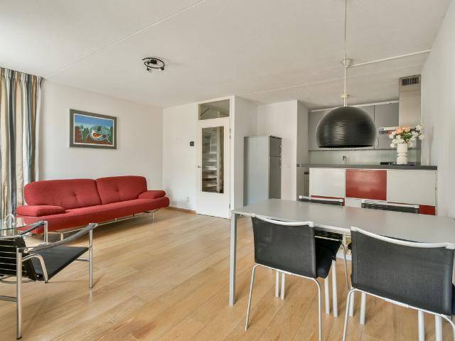 Dubbele Bovenwoning te koop in Scheveningen, Den Haag