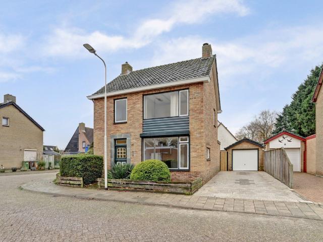 Woning te koop in Putte, Noord Brabant