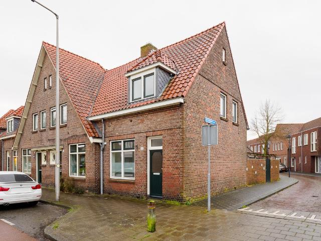 Woning te koop in Pathmos, Enschede