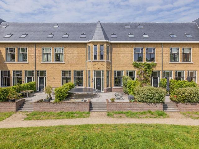 Woonboerderij te koop