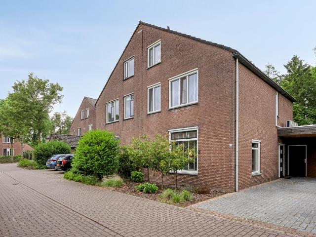 Eengezinswoning te koop in Rosmalen, Sparrenburg