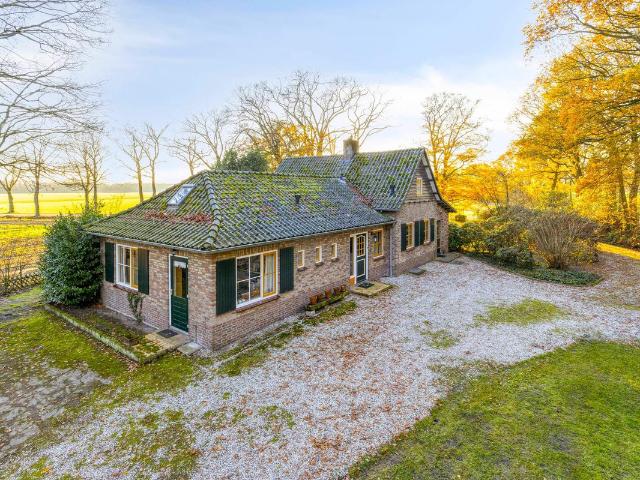 Woonboerderij te koop in Oploo, Noord Brabant