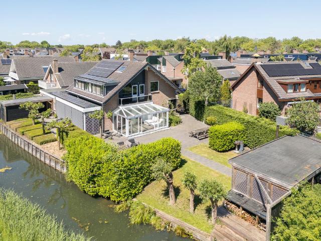 Villa te koop in Ridderkerk, Drievliet