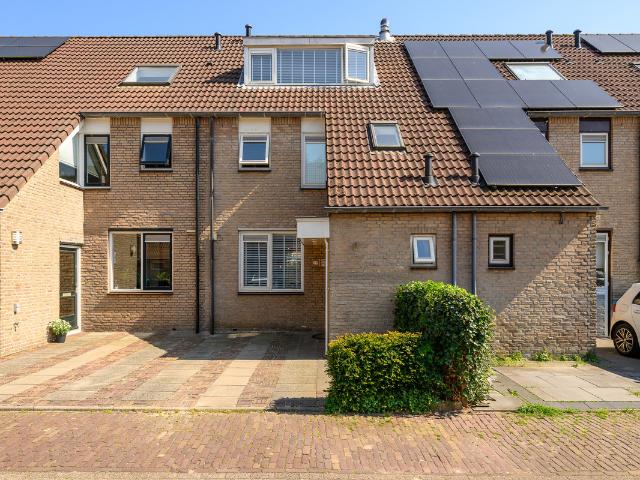 Eengezinswoning te koop in Leidschendam
