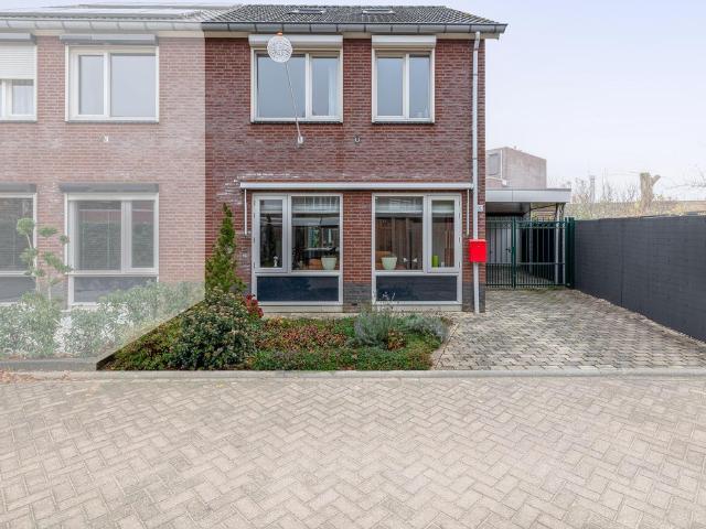 Woning te koop in Maasveld II, Tegelen
