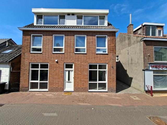 Benedenwoning te koop in Hardinxveld, Wielwijk