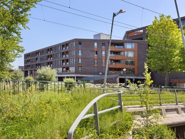 Bovenwoning te koop in Amsterdam, Nieuw-West