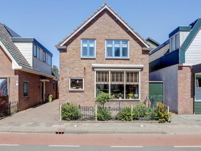 Woning te koop in Lutjebroek, Noord Holland