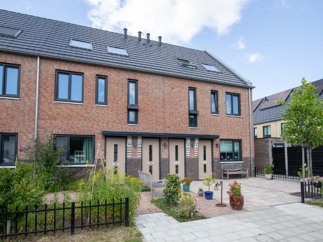 Dubbele Bovenwoning te koop in Aalsmeer, Stommeerhof