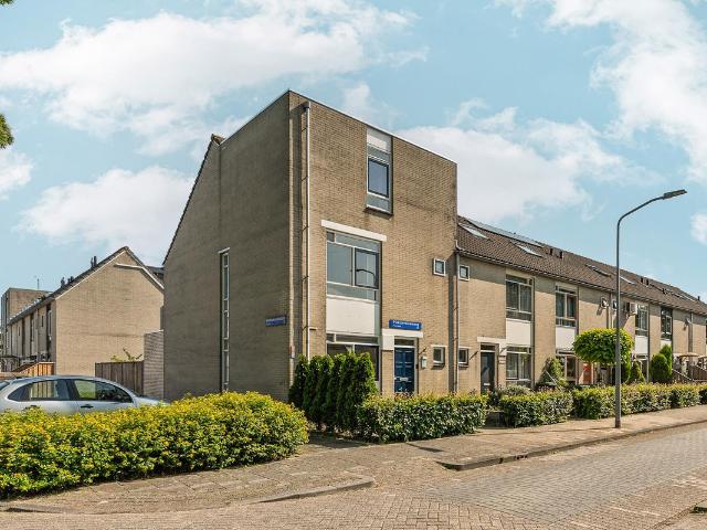 Eengezinswoning te koop in Almere, Bloemenbuurt