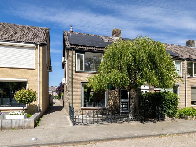 Eengezinswoning te koop in Breda, Princenhage