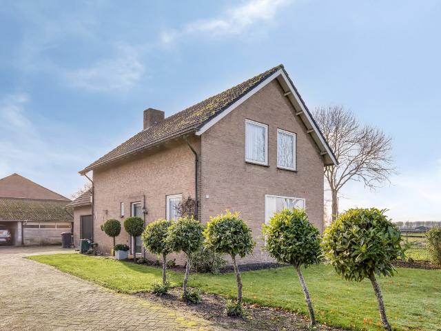 Woonboerderij te koop in Oud-heusden, Noord Brabant
