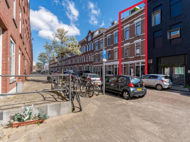 Herenhuis te koop in Rotterdam, Oud-Charlois