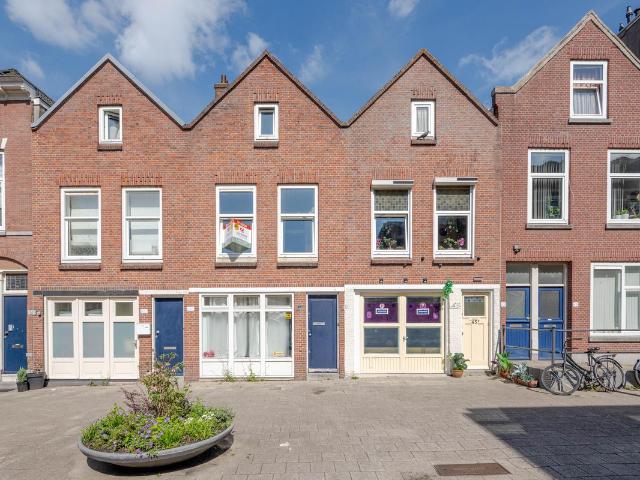 Bovenwoning te koop in Rotterdam, Oud-Charlois