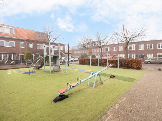 Benedenwoning te koop in Haarlem