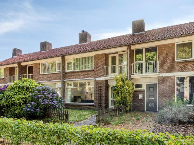 Eengezinswoning te koop in Tilburg, Het Zand