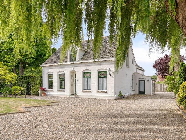 Villa te koop in Stavenisse