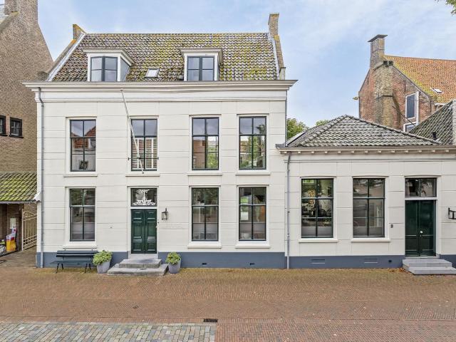 Herenhuis te koop in Zierikzee, Zuidhoek