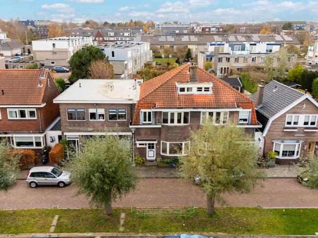 Woonboerderij te koop in Sassenheim, Zuid Holland