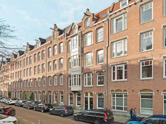 Bovenwoning te koop in Da Costabuurt, Amsterdam