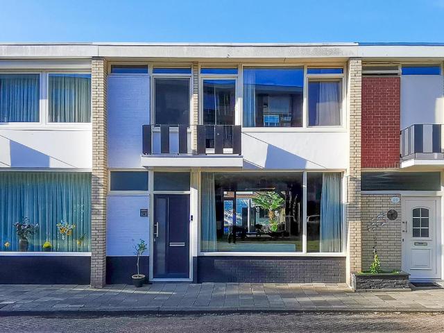 Eengezinswoning te koop in Tilburg, Het Zand