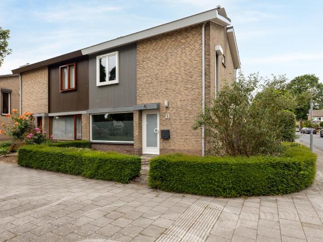 Woning te koop in Hondsbroek, Born