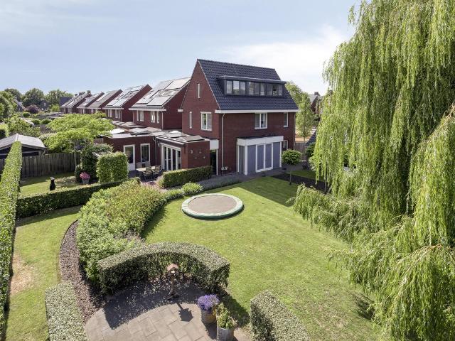 Eengezinswoning te koop in Made