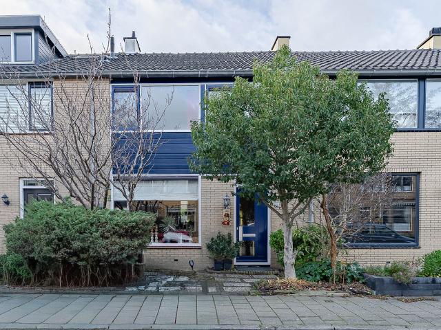 Woning te koop in Benthuizen, Zuid Holland