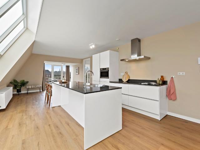 Bovenwoning te koop in Den Haag, Zuid Holland