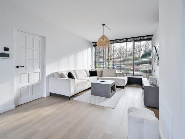 Woning te koop in Schiekamp, Spijkenisse