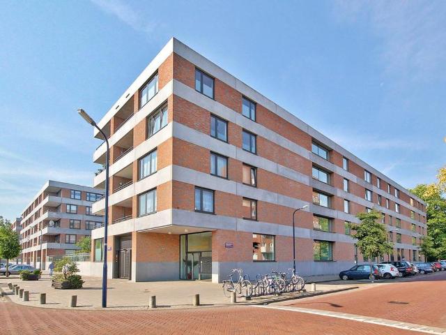 Benedenwoning te koop in Amsterdam, Nieuw-West