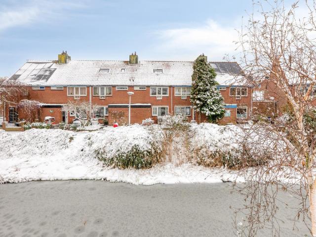 Woning te koop in Hellevoetsluis, Zuid Holland