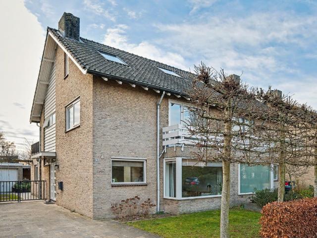 Eengezinswoning te koop in Aalst, Waalre