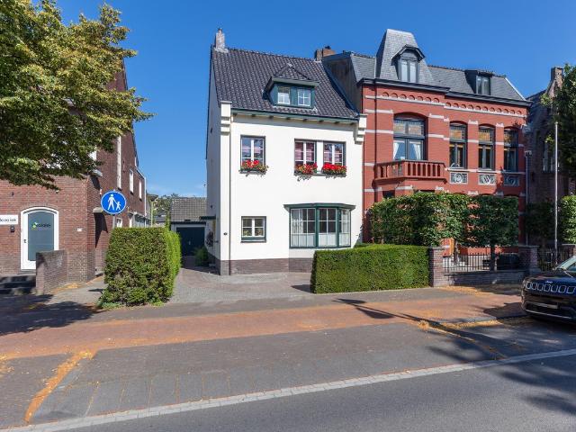 Woonboerderij te koop in Ophoven, Sittard