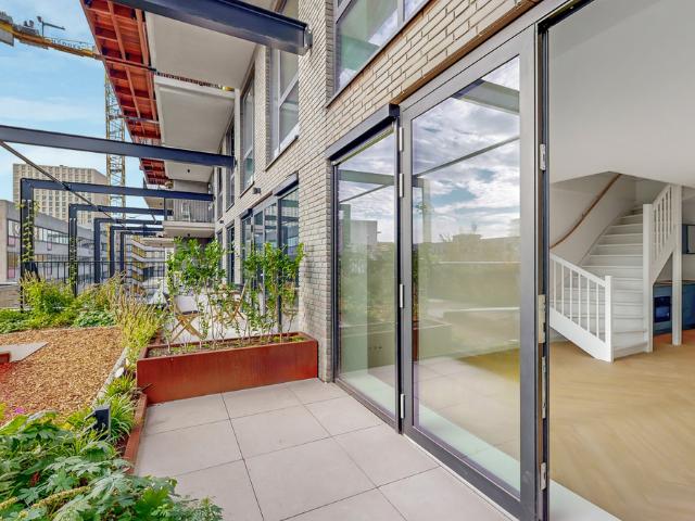 Bovenwoning te koop in Nieuw-West, Amsterdam